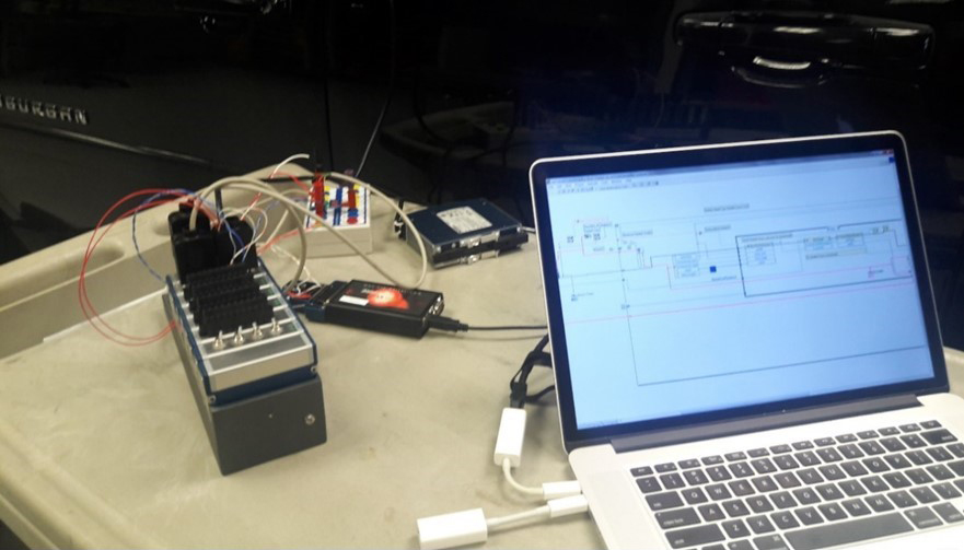 Laptop computer connected to SUV