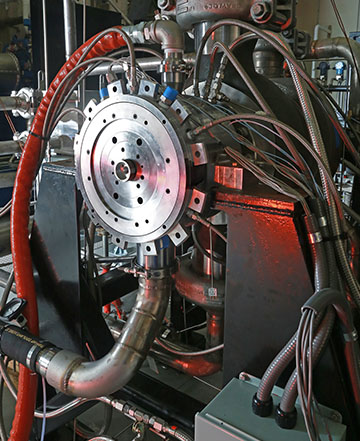 metallic colored supercritical carbon dioxide turbine set up in a lab