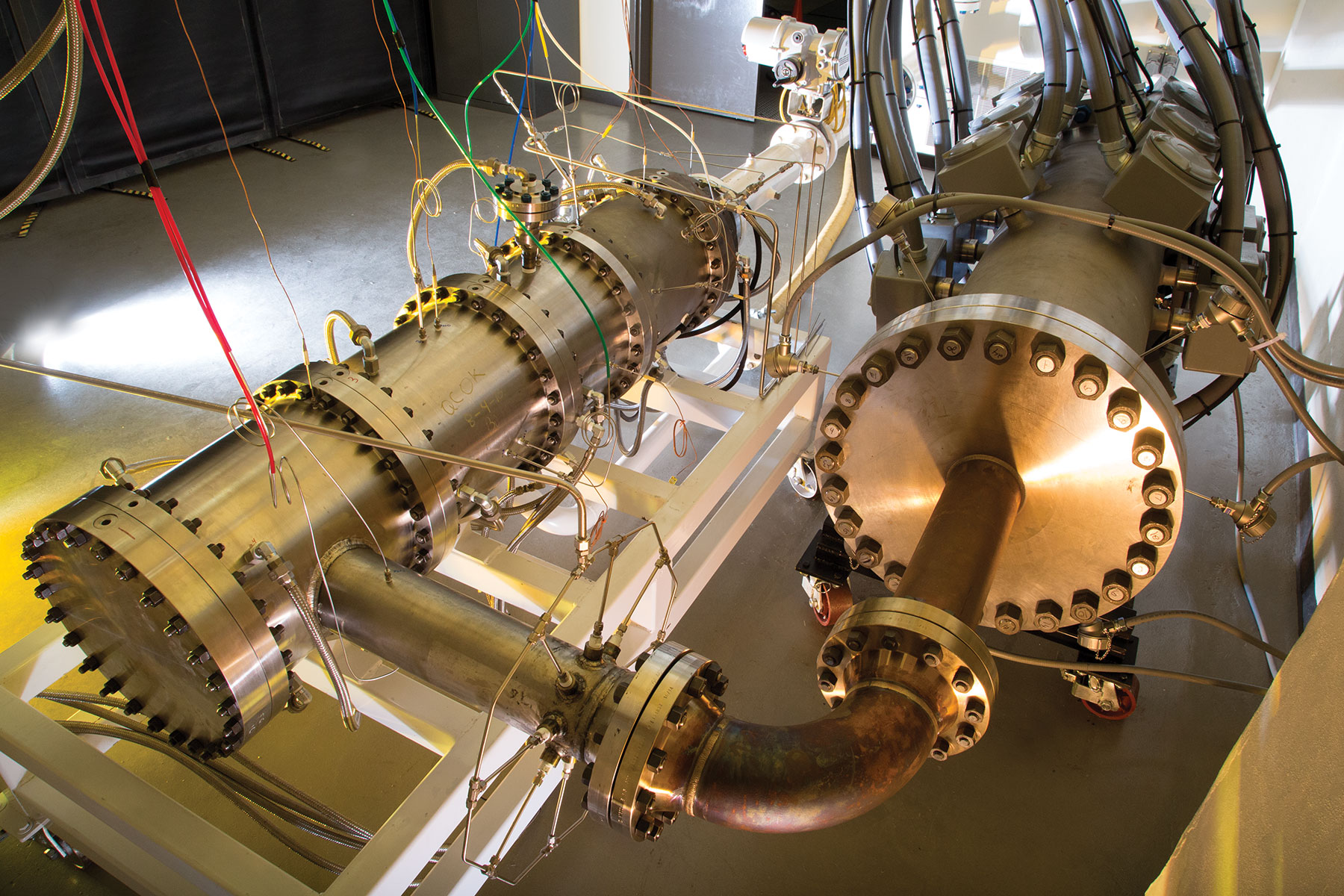 SwRI developed and tested a micromix injector for gas turbines