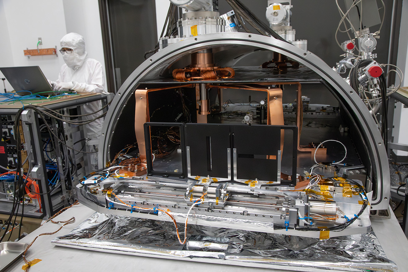 SwRI staff members assembled a powerful eight-channel imager in lab