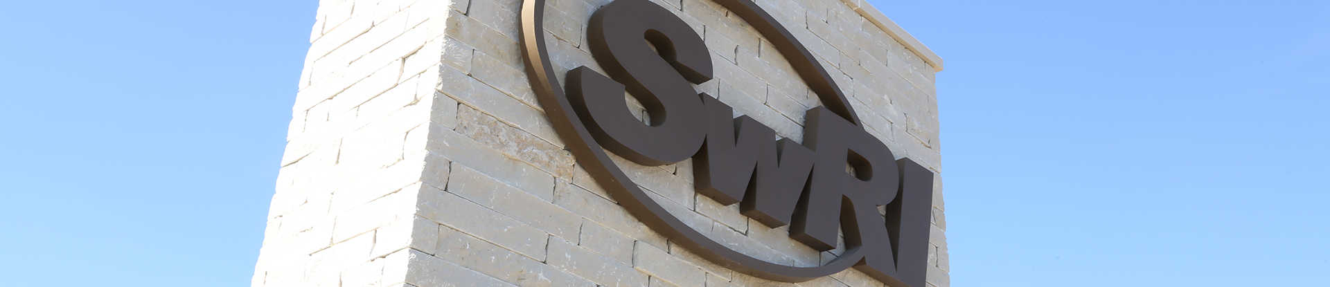 Entrance sign to SwRI San Antonio campus