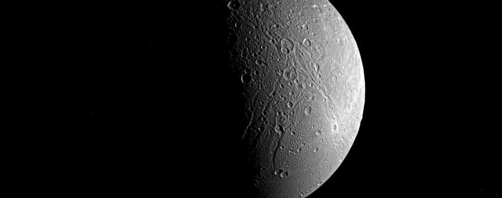 Press Release-SwRI researcher shows how elliptical craters could shed light on age of Saturn’s moons