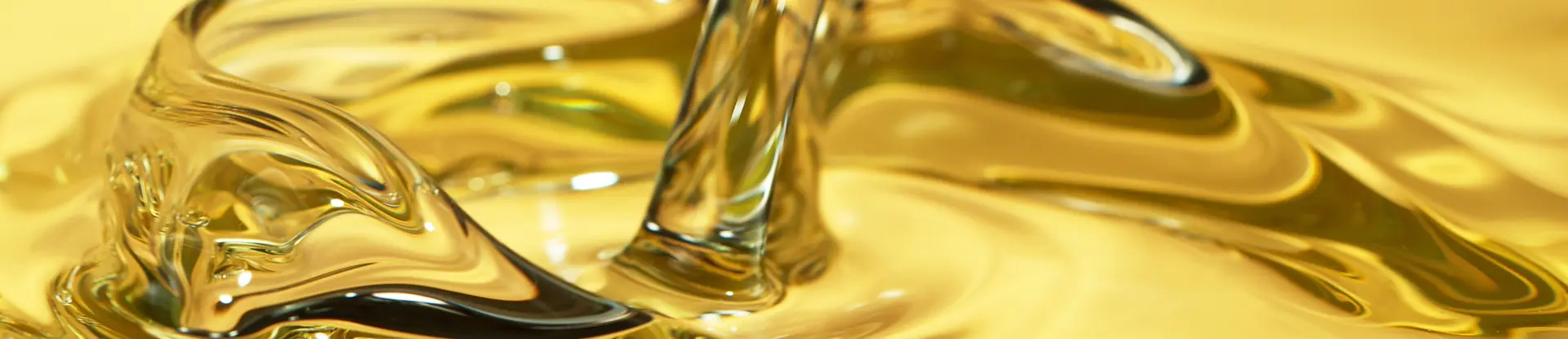 Freeze motion of pouring oil