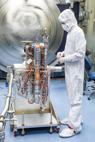 Engineer working on SwRI’s Mass Spectrometer for Planetary Exploration (MASPEX) instrument 