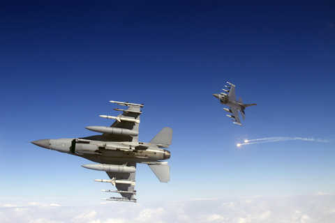 U.S. Air Force F-16 EWs engaged in training exercise 