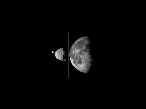Composite image compares how big the moons of Mars appear, as seen from the surface of the Red Planet, in relation to the size that our Moon appears from Earth’s surface