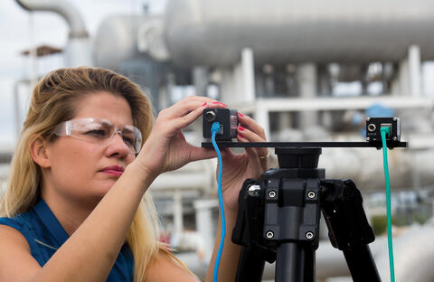 an autonomous system that detects hydrocarbon leaks in real time using mobile or stationary sensors