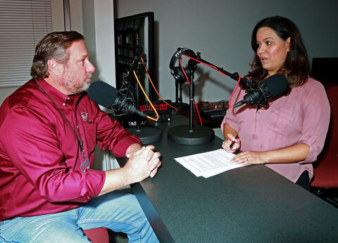 Amy McCleney and Lisa Peña discuss the intersection of art and science through a process called image analysis.