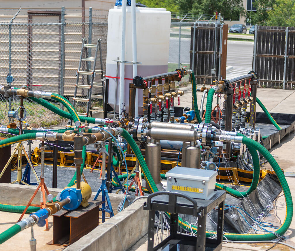 SwRI’s 1 MW capacity medium-scale heat exchanger facility