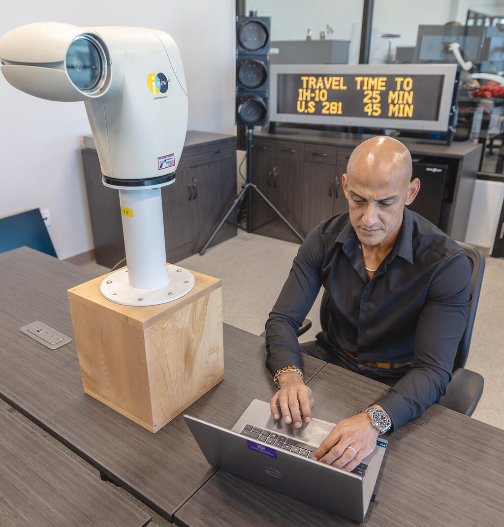 SwRI staff in ITS showcase lab