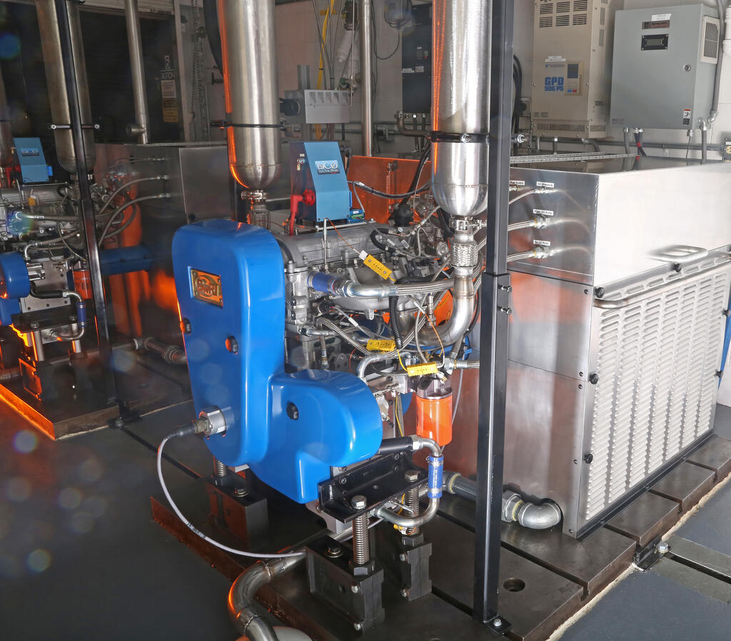 Inside SwRI building view of single-cylinder research engine