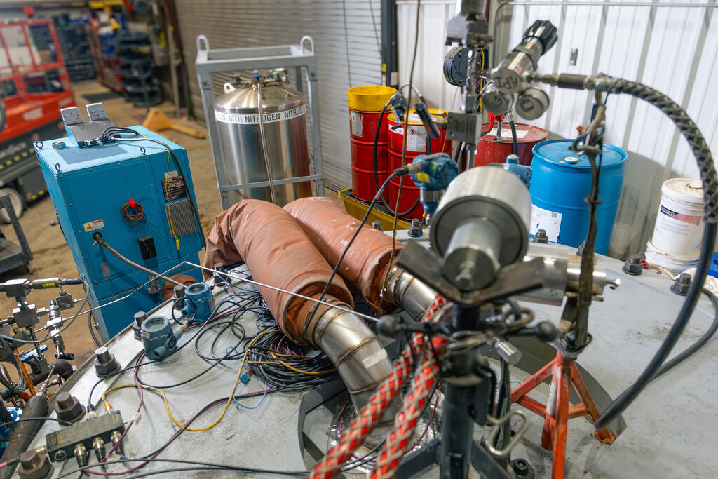 Low-tempurature pressurized subsurface safety value testing at SwRI
